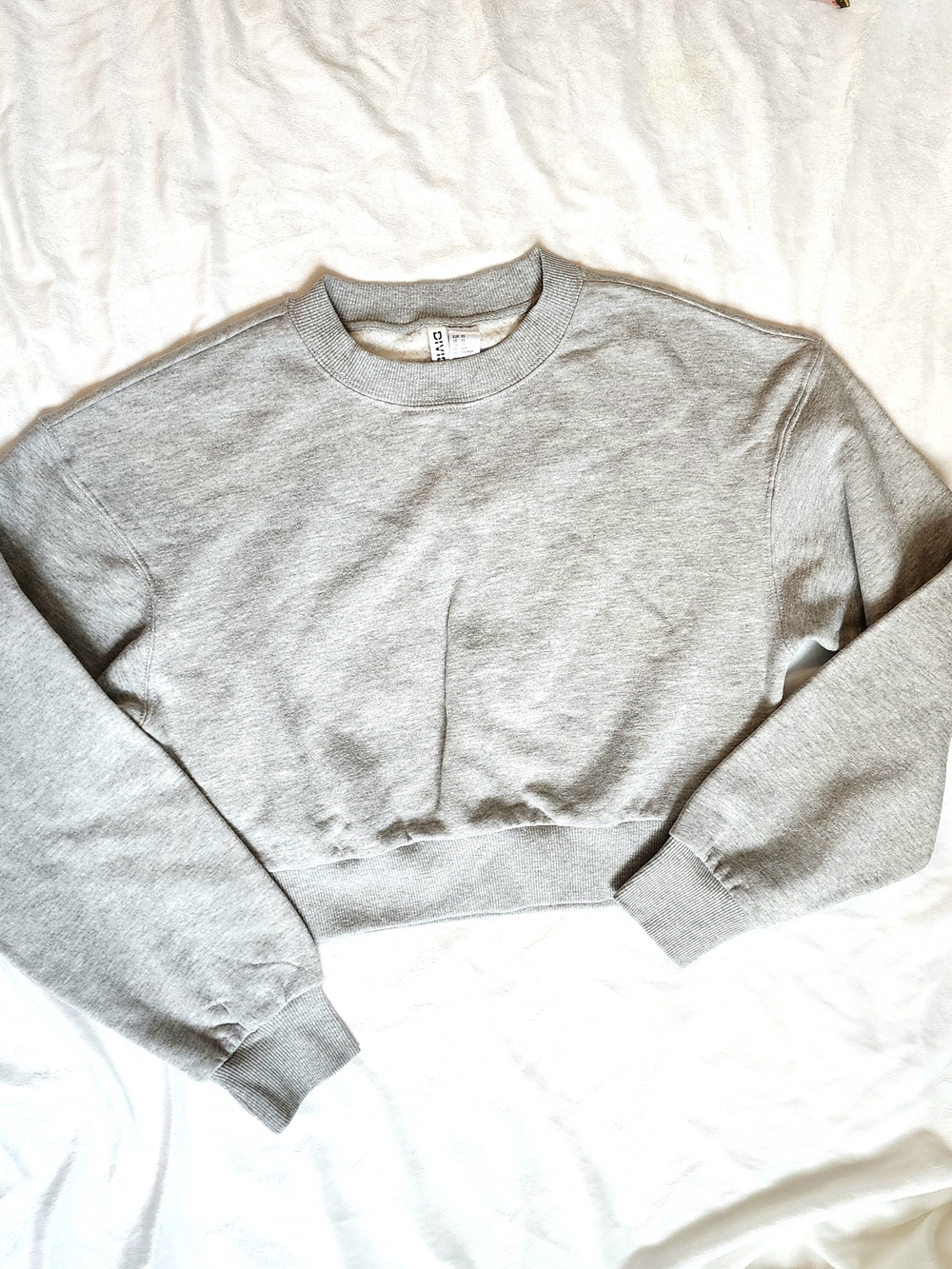 Divided Heather Gray Cropped Crewneck Sweatshirt H&M Womens Size XS
